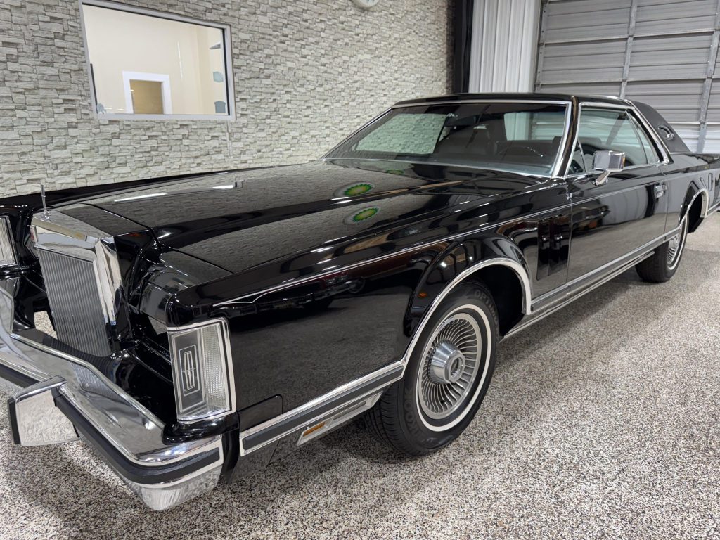 1979 Lincoln Continental Mark V