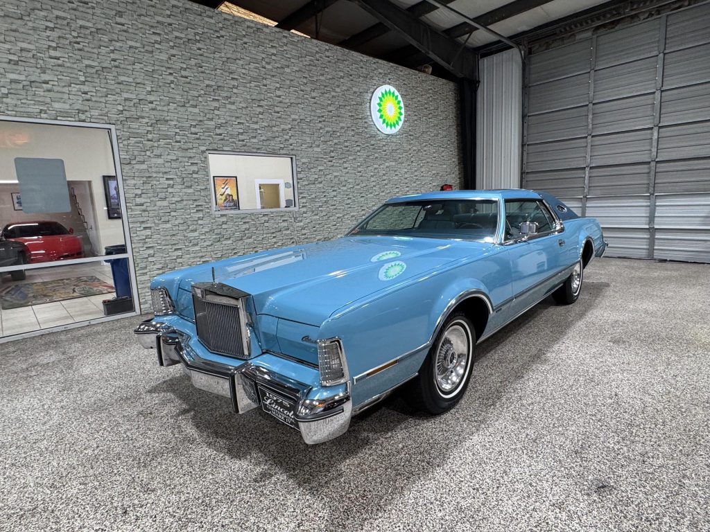 1975 Lincoln Continental Mark IV