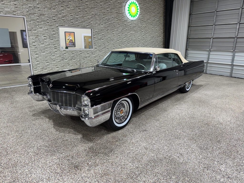 1965 Cadillac Eldorado Convertible (Fleetwood)